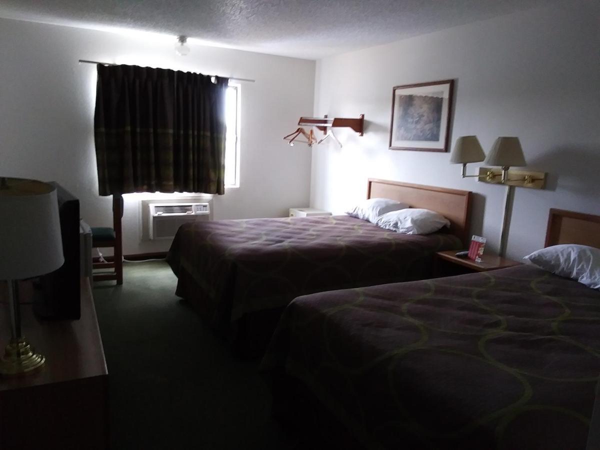 Amerihost Inn & Suites Kingdom City Εξωτερικό φωτογραφία